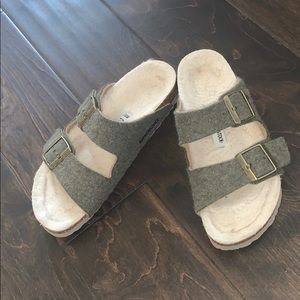 Fuzzy Birkenstock slip on sandals